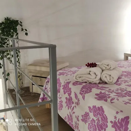 Royal Palace 2 Apartment *